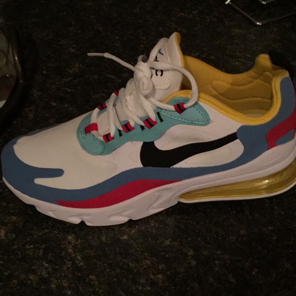 Nike Air Max 270 React